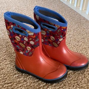 Bogs all weather boot. Kids size 3.